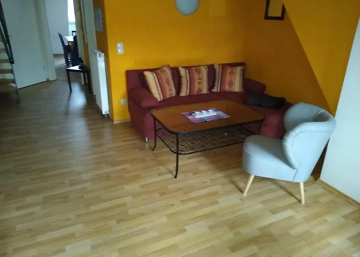 Maisonettewohnung Auf 2 Etagen Mit Zwei Balkonen