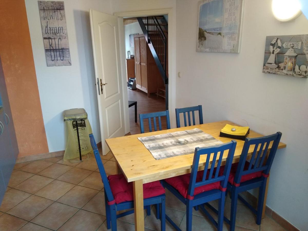 Apartment Maisonettewohnung Auf 2 Etagen Mit Zwei Balkonen